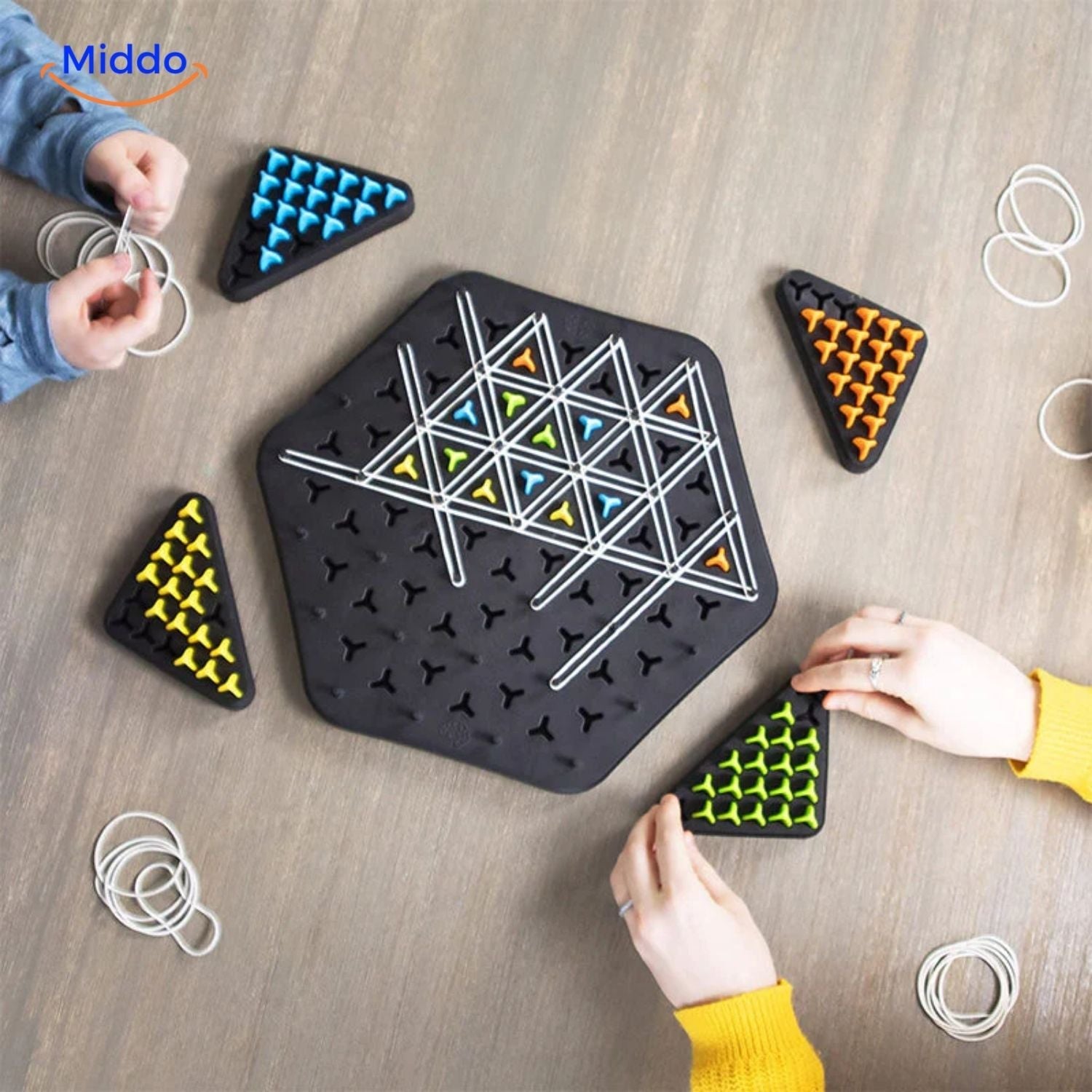brainflex Schach strategisches Brettspiel mit bunten Spielsteinen middo.nl