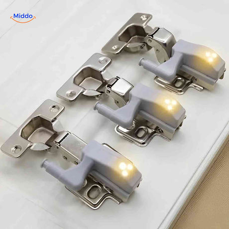 Cabintra LED Lampe Türbeleuchtung im Angebot mit Kleiderschrank www.middo.de