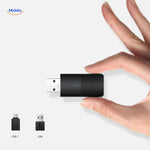 CarLink™ Pro Dual-Display mit Apple CarPlay-Schnittstelle auf mehreren Armaturenbrettern des Autos