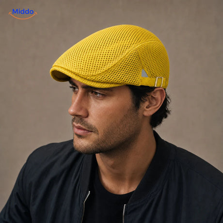 Casual Mesh Flat Cap in Gelb an einem Herrenmodell