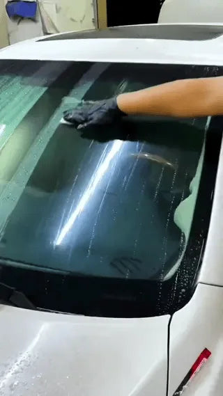ClearView Reinigungstücher für Autoglas – für blitzsauberes Glas und klare Sicht! www.middo.de