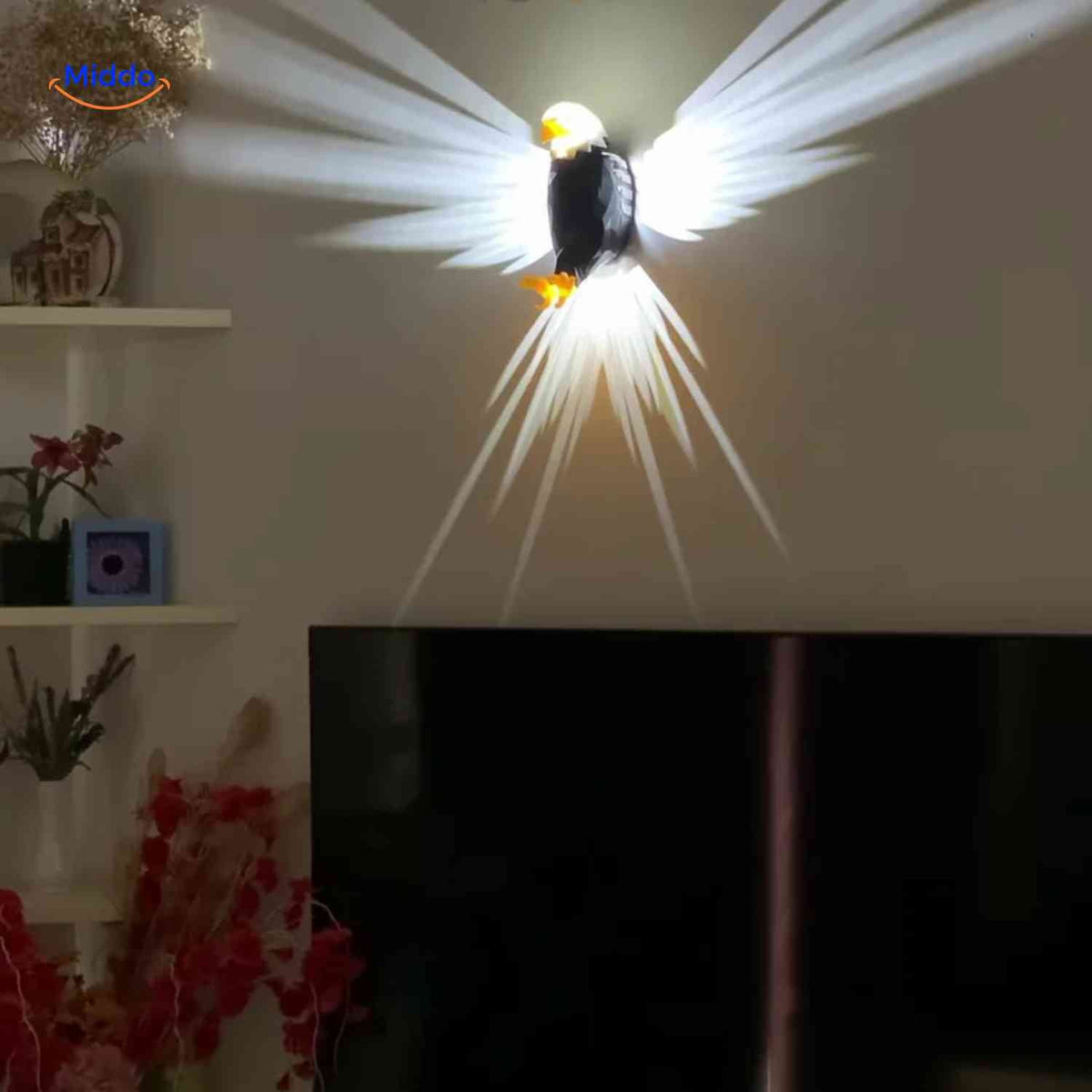 eagleglow Wandleuchte klarer Adlerlicht über dem Fernseher im Wohnzimmer