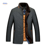 Froston-Jacke in Schwarz mit braunen Akzenten und wärmender Innenausstattung – jetzt auf www.middo.de entdecken!