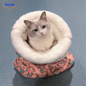 Furhaven Kuscheliges Katzenbett Rosa Schaukelpferd Muster mit Katze