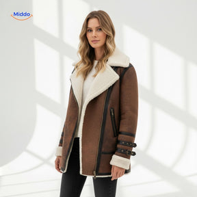 Furvia Jacke, stilvolle Herbstjacke mit perfektem Lichtspiel. Entdecken Sie die Furvia Jacke, die Ihre Herbstgarderobe aufwertet. Genießen Sie stilvolle Looks und idealen Lichtdurchlass.