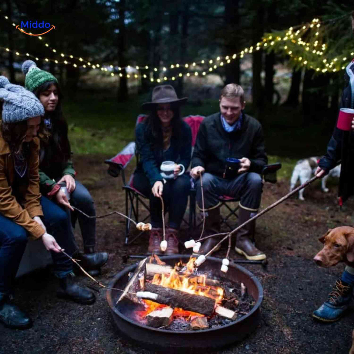 Glowmate Lampe schafft eine gemütliche Atmosphäre beim Lagerfeuer und Camping
