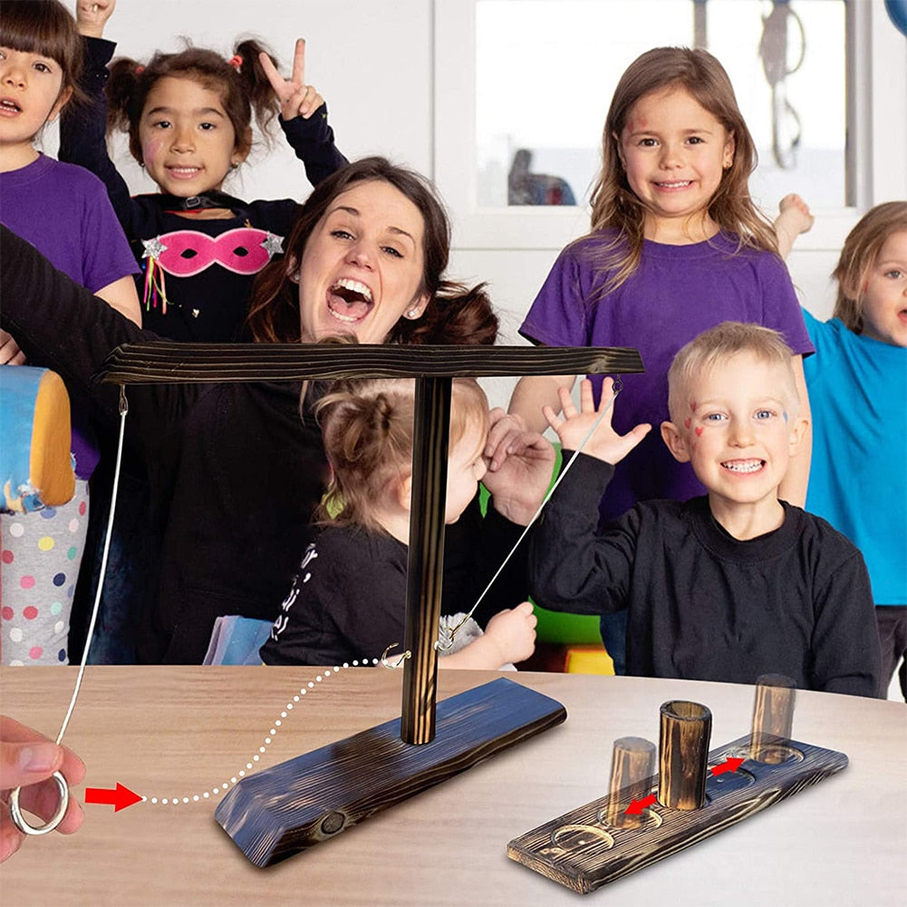 Kinder spielen Holz Ringwurf Trinkspiel