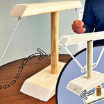 Holzringwurf Trinkspiel mit weißer Holzbasis