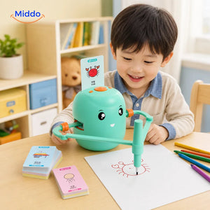 Kind spielt mit dem Interactive Drawing Robot und englischen Bildkarten