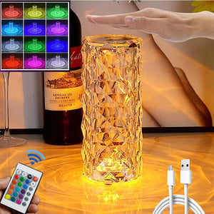 Kristall Tischlampe mit 16 anpassbaren Farben und 3D-Technologie