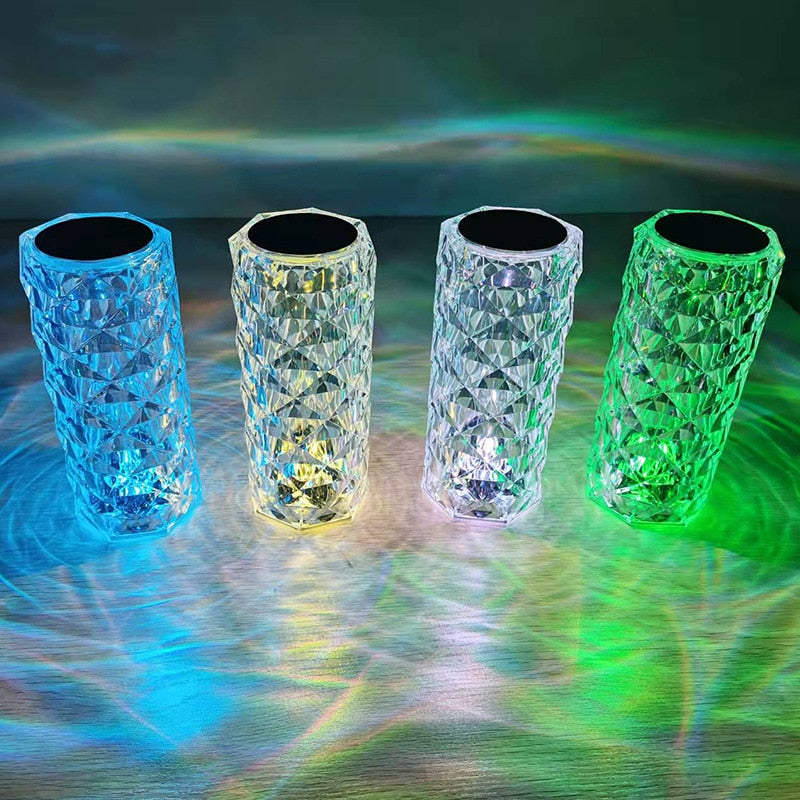 Kristall-Tischlampe mit Touch-Bedienung für Ein/Aus und Helligkeit.