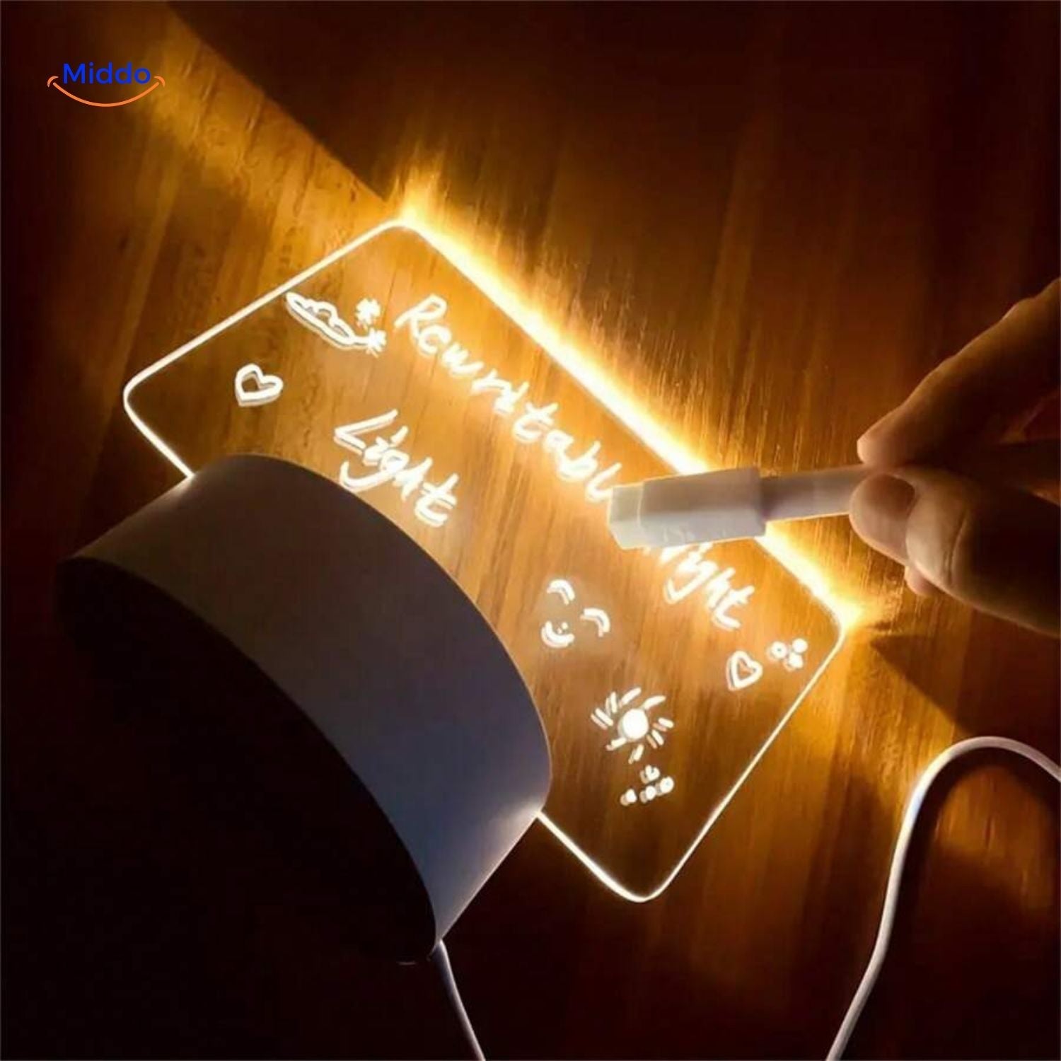 Die Luminote Schreibtischlampe beleuchtet das Panel. Text Wissen. Middo.nl