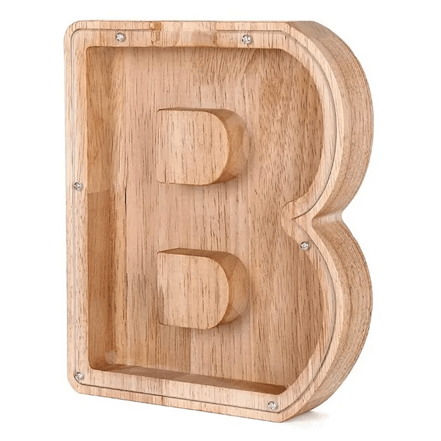 Holz-Alphabet-Sparschwein Buchstabe B, perfekt zum Sparen auf weißem Hintergrund.
