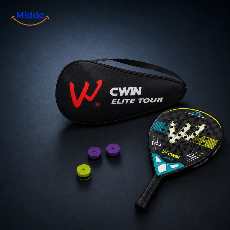 ApexTour Padelschläger: Schläger mit Tasche und farbigen Overgrips.