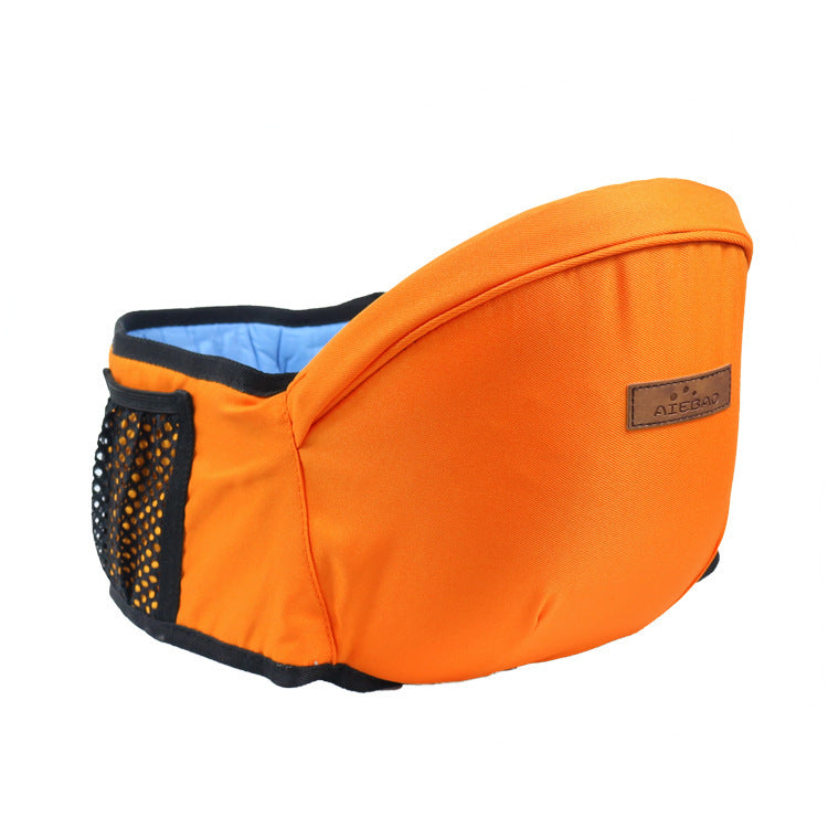 Orange SnuggleSeat Baby-Trage Lösung auf weißem Hintergrund.