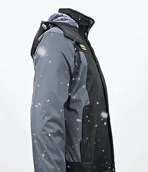 OutdoorJackets wasserdichte Outdoorjacke seitlich mit Kapuzendetail