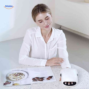 palmex massager Entspannte Handmassage beim Lesen