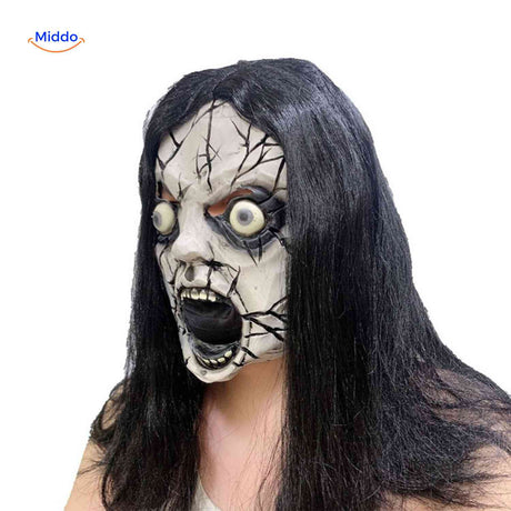 Phantomix Maske - enge Puppenmaske mit Rissen und großen, herausquellenden Augen. Besuchen Sie www.middo.de!