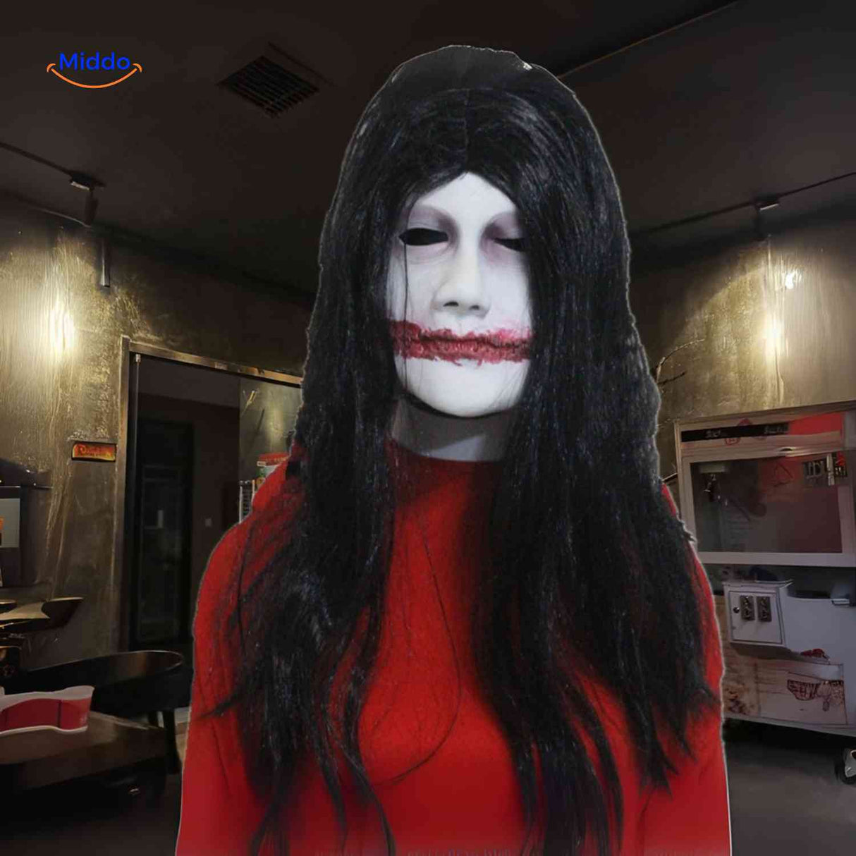 **Phantomix Maske - Schauriges lächelndes Gesicht mit blutiger Mundlinie** Entdecken Sie die Phantomix Maske – für alle, die einen unvergesslichen Eindruck hinterlassen wollen. Dieses eindrucksvolle Accessoire mit einem gruseligen Lächeln und einer blutigen Mundlinie ist perfekt für Halloween-Partys oder unvergessliche Kostüme. Zeigen Sie Ihren Mut und setzen Sie ein klares Statement! Jetzt erhältlich auf Verpassen Sie nicht die Gelegenheit, sich von der Masse abzuheben!