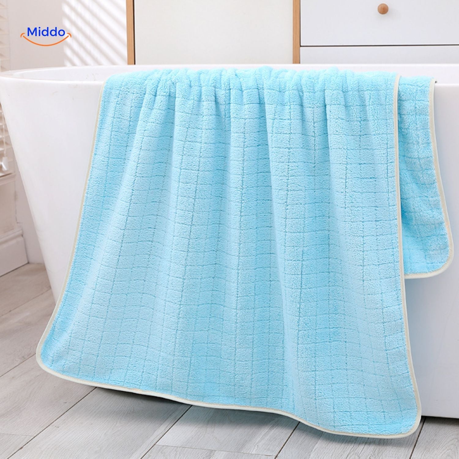 <p>Ananasgrid Handtuch - Das perfekte Geschenk! <br> Dieses Handtuch ist extrem saugfähig und schnelltrocknend, ideal für den Einsatz mit Freunden, am Strand oder im Fitnessstudio.</p>