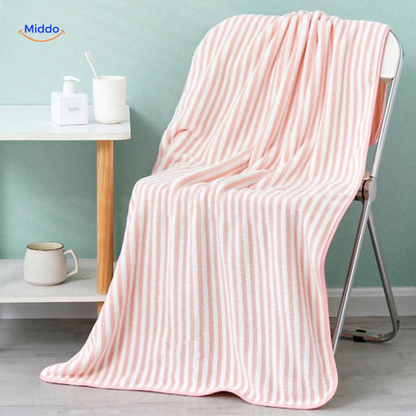 Ananasgrid Badhandtuch - weich, schnelltrocknend, absorbierend – Geschenkidee für Mittsommer