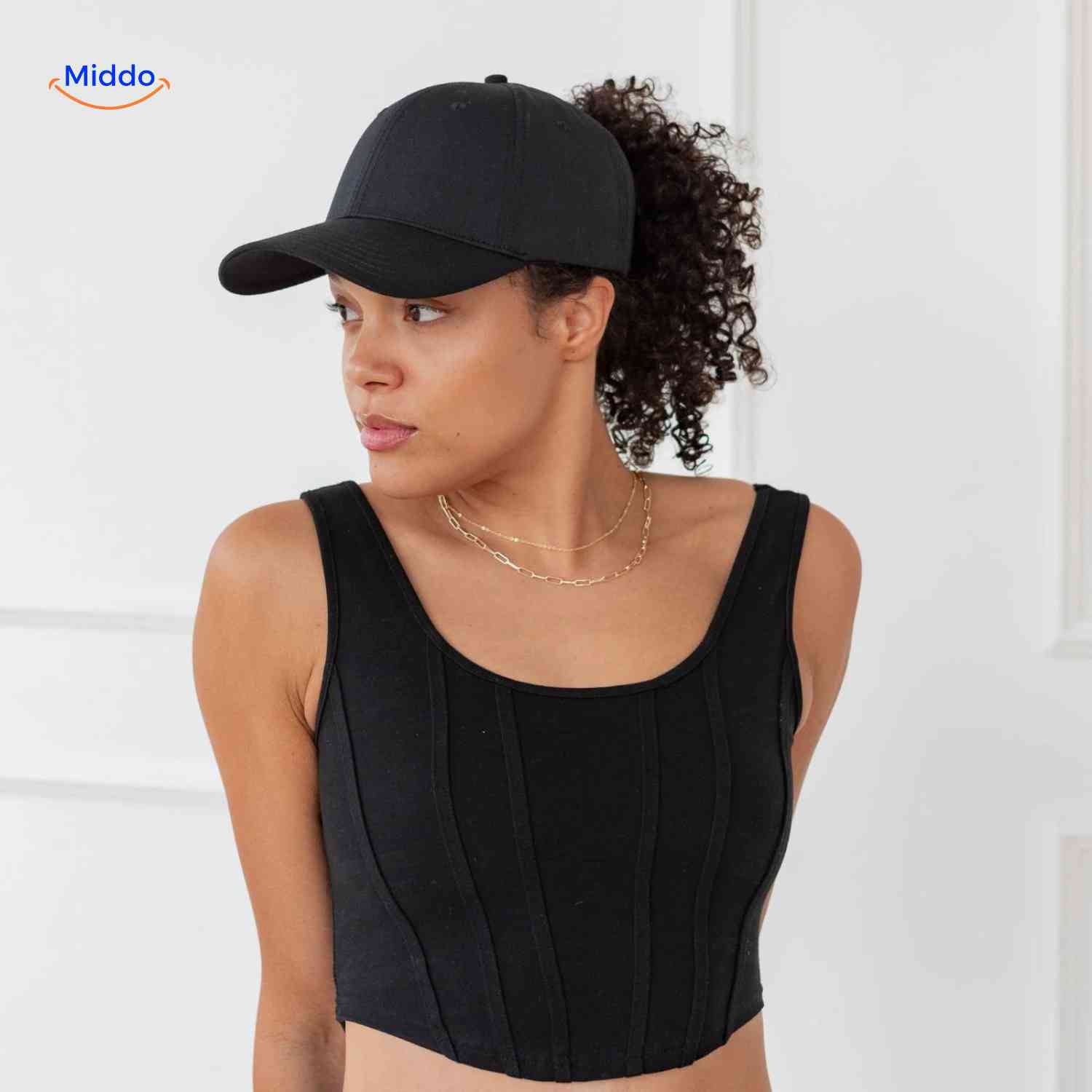 ponylite pet schwarze Damenmütze mit lockigem Haar Ponycap modisch