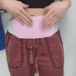 Produktvideo: Huggy™ | Linderung von Rückenschmerzen und Menstruationskrämpfen!