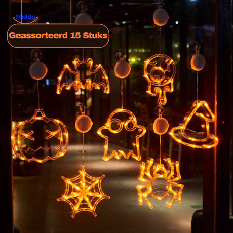 Pumpkoglow Lampe Halloween Lichterkette, assortiert, 15 Stück, Fensterdekoration Entdecken Sie die einzigartigen Pumpkoglow Lampen für eine festliche Halloween-Stimmung. Dieses assortierte Set mit 15 stimmungsvollen Lichtern ist ideal zur Fensterdekoration. Machen Sie Ihr Zuhause gruselig und einladend zugleich! Jetzt auf erhältlich