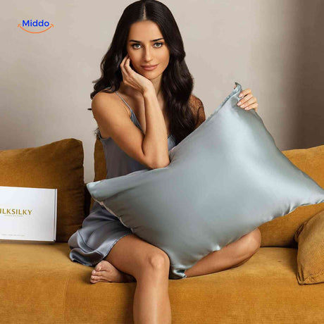 Silkora Kissenbezug in grau-blau aus Satin – Jetzt entdecken auf www.middo.de!
