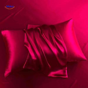 Silkora Kissenbezug Rot Satin – Hochwertiger Kissenbezug für einen eleganten Look. Jetzt entdecken auf www.middo.de