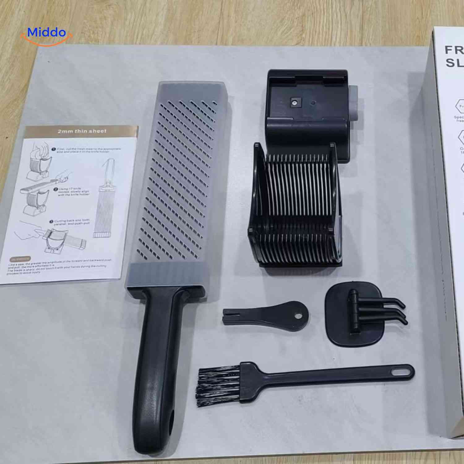 Slicora Fleischschneider-Set Inhalt mit Griff und Schneidelementen schwarz www.middo.de