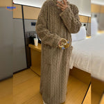 Snugglewear Decken-Kleid Braun – Weicher Fleece für Gemütlichkeit Zuhause - www.middo.de