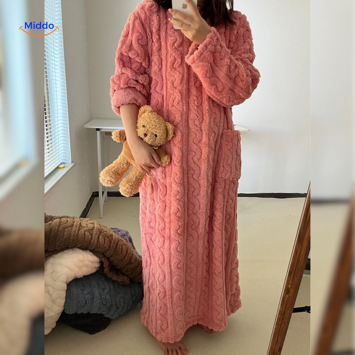 Snugglewear Deckenrobe in Rosa mit weißem Sherpa-Rand