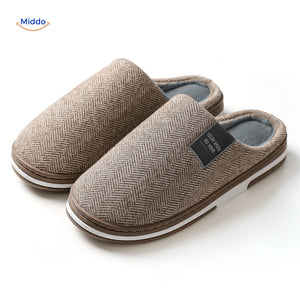 Braune Warmtique Hausschuhe mit grauer Innensohle und grauem Futter
