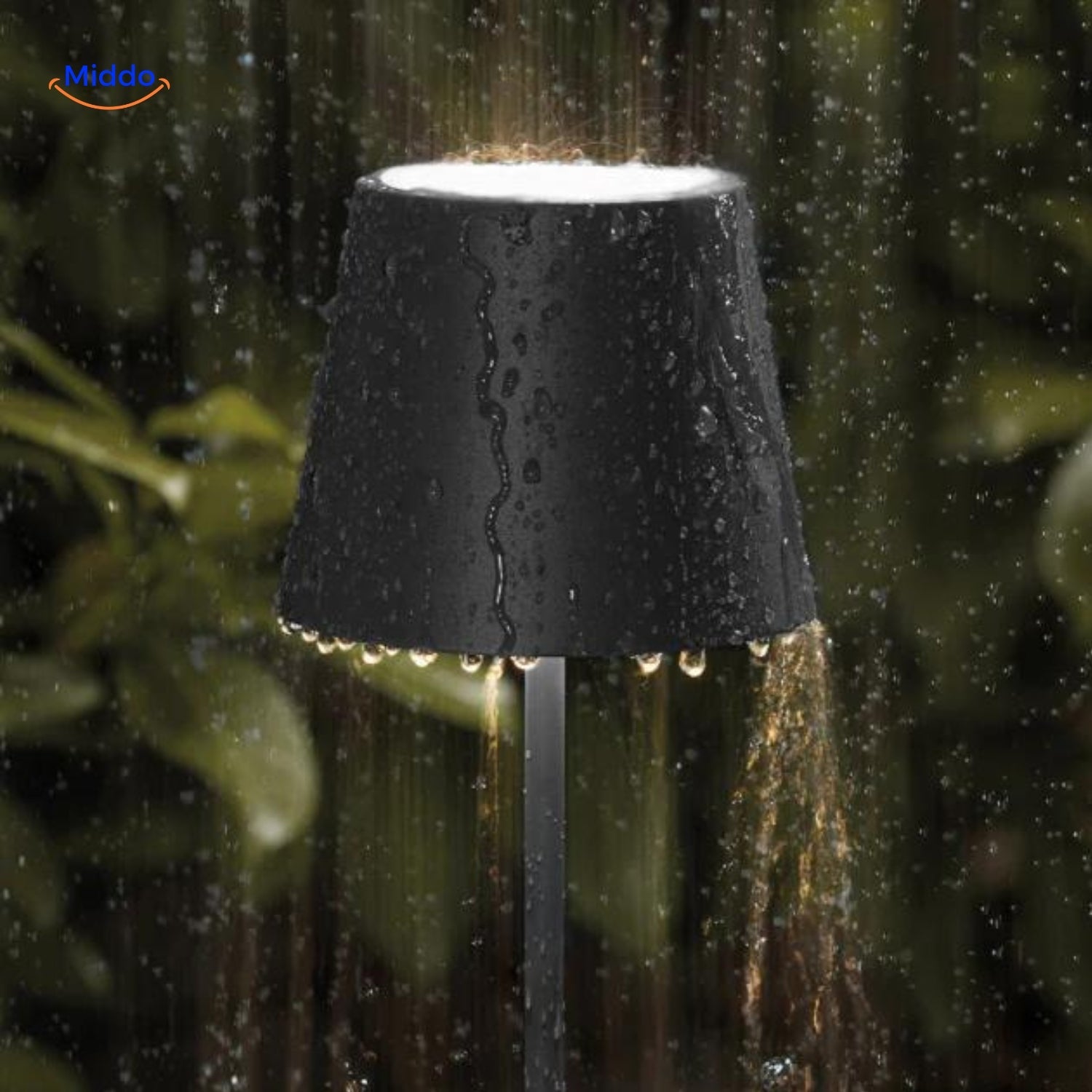 Wasserdichte Lumiset Tischlampe Im Regen